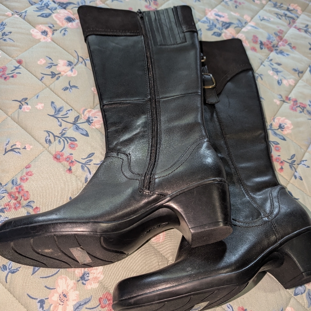 Clarks Ingalls Delaware Black Leather Boots Women's Size 8